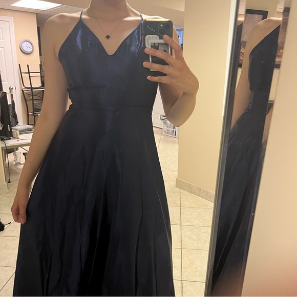 Deep Blue formal dress - Picture 4 of 5
